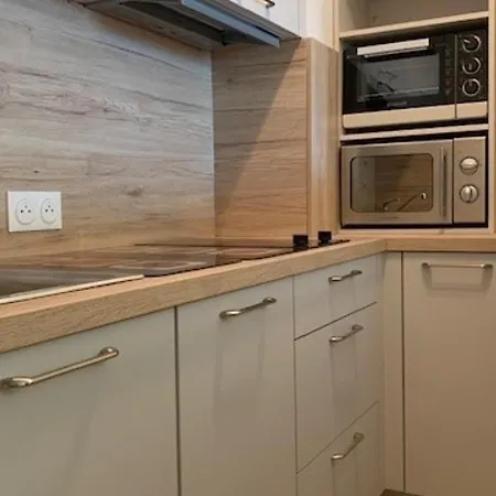 Proche Du Stade De Foot - Etoile - Fr-1-503-84 Apartman *